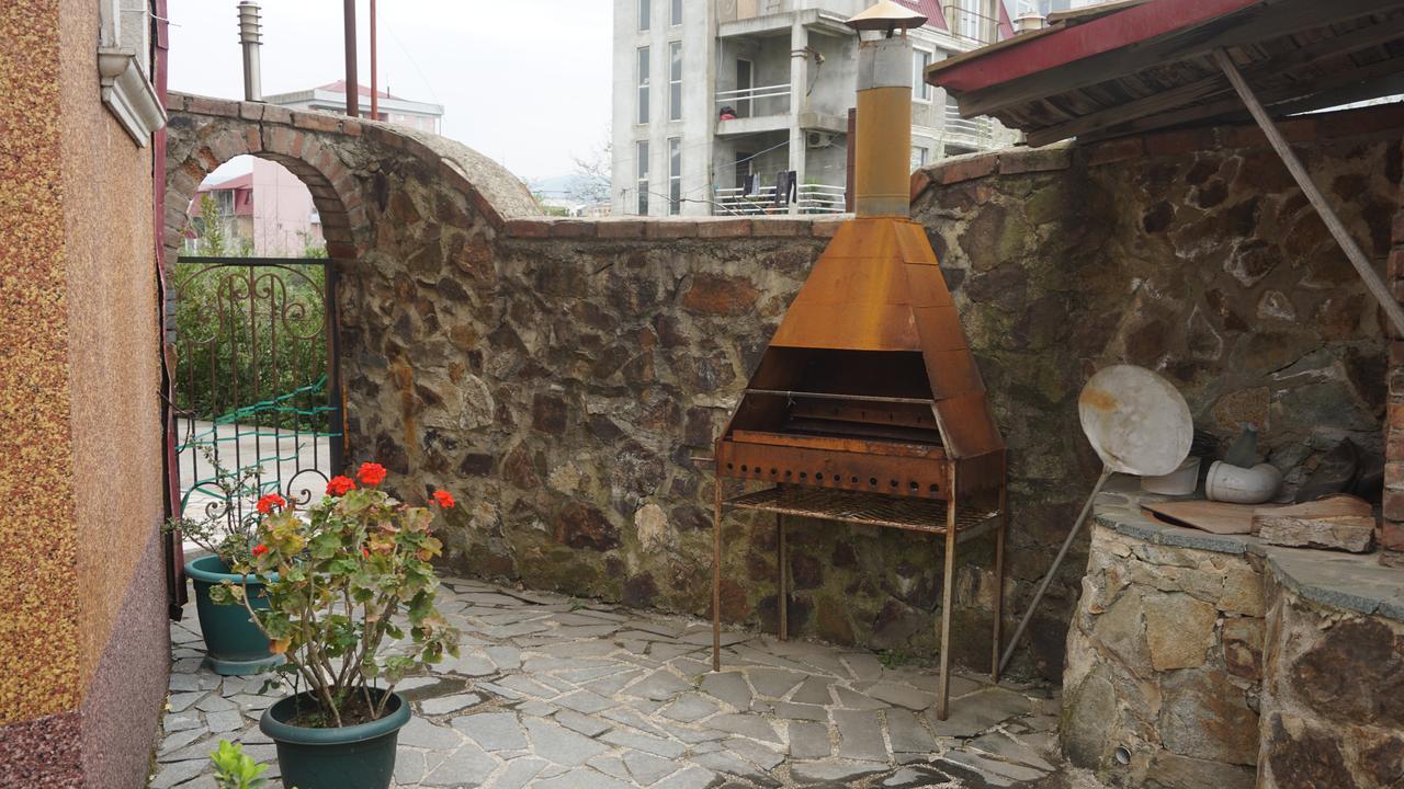 Hotel Adlia House- Ardaidardo Batumi Exterior foto